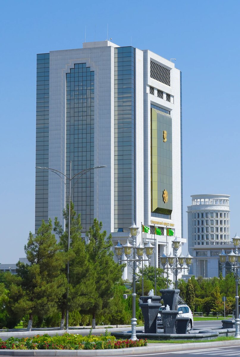    Цветокоррекция оригинального изображения была произведена с использованием ИИ "Ниязов 2.0"