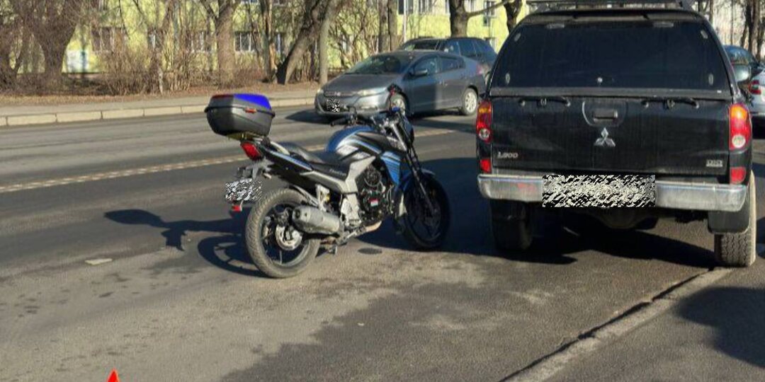 🚗🚗🚗Столкновение автомобиля и мотоцикла