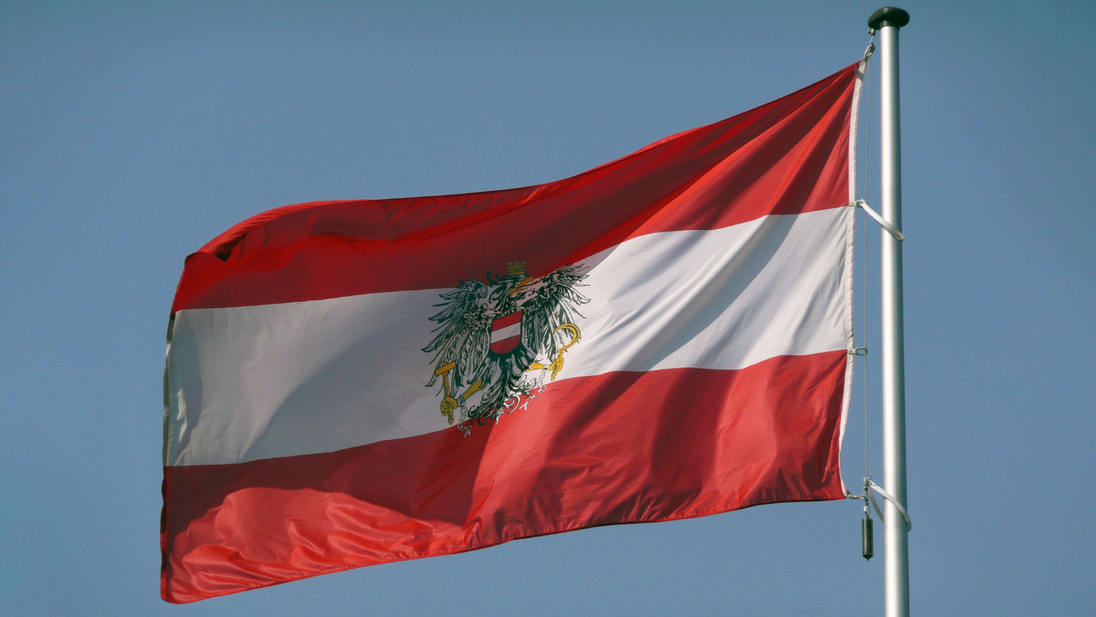    Австрия флаг ГЛ