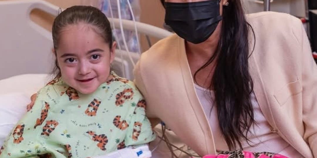 Самый быстрый способ улучшить имидж - гуманитарные фото. Детская больница - идеальный фон для PR Меган Маркл