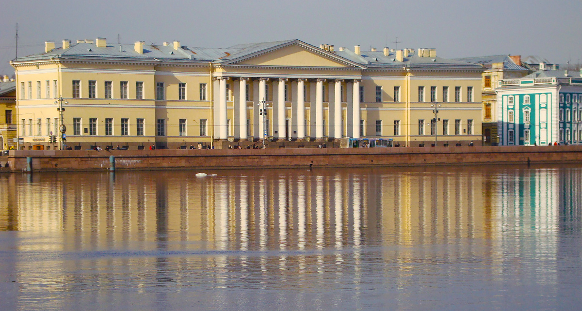 Академия наук в Санкт-Петербурге
