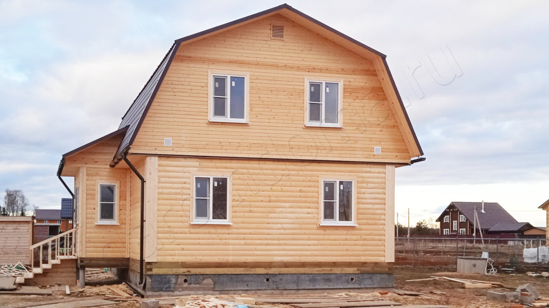 Дом в деревне Холынья