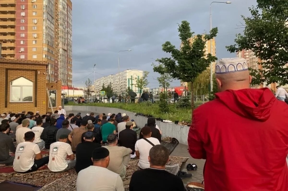    Позади 29 дней строгого поста, духовного очищения и ночных молитв.