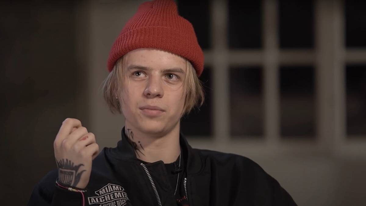    Фото: YouTube/ВДудь. Юрий Дудь признан в РФ иноагентом