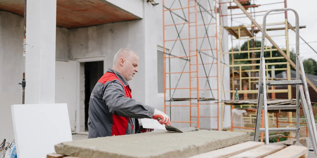 Купить готовый дом или построить самому? Плюсы и минусы