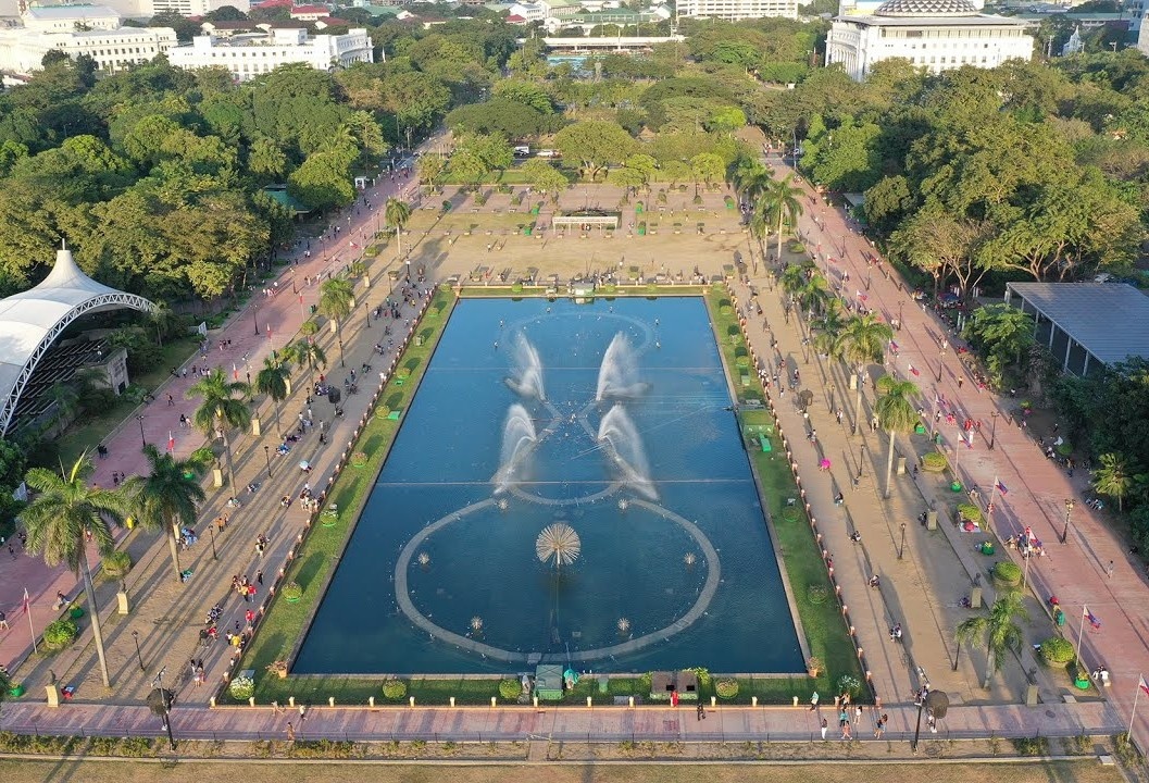 Парк Рисаль. Фото взято из открытых источников.