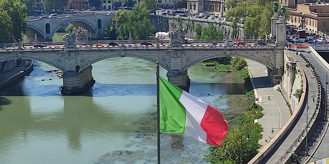 Италия — бедная страна с богатыми гражданами