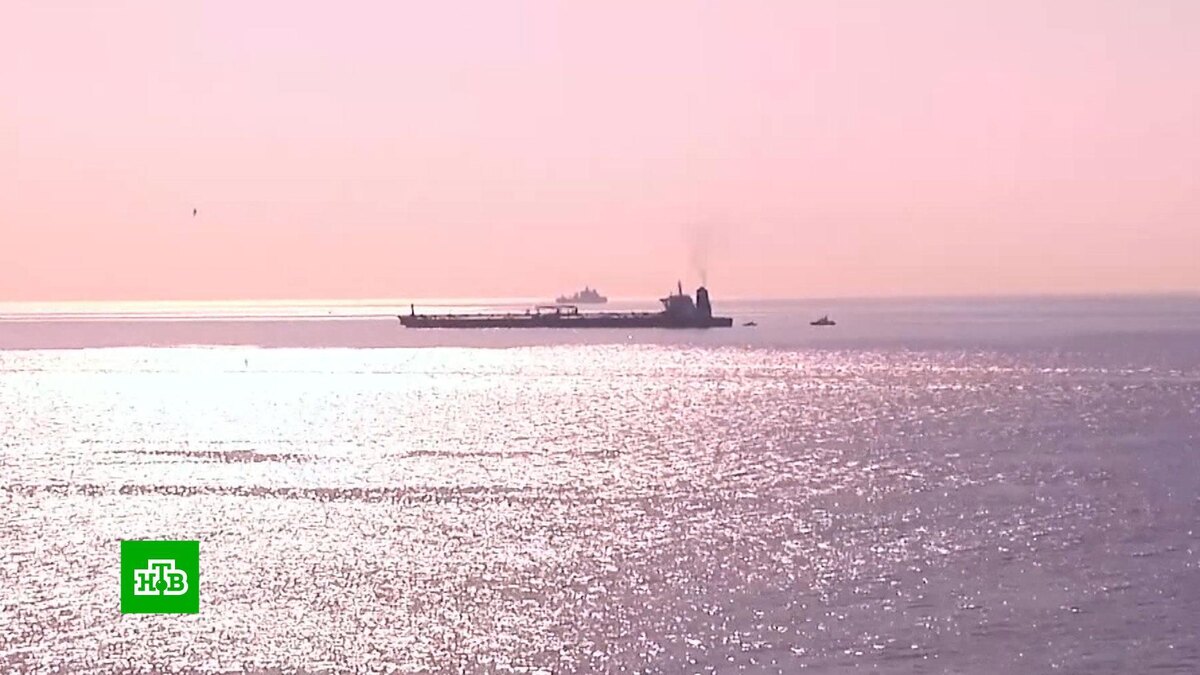    Не только нефть: как блокада Ормузского пролива влияет на мировую экономику