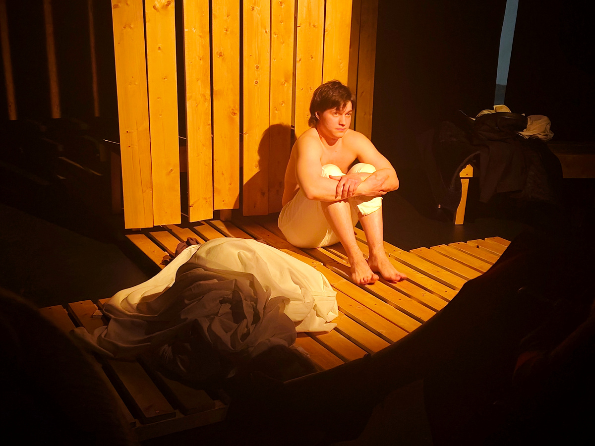 Листайте галерею