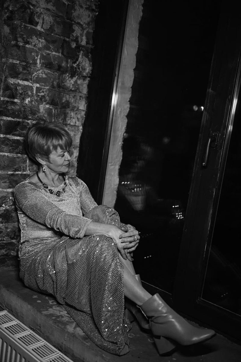 Такие подоконники просто созданы для размышлений