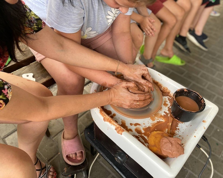     В Курске 16 марта откроется бесплатная гончарная школа «Культура приграничья»