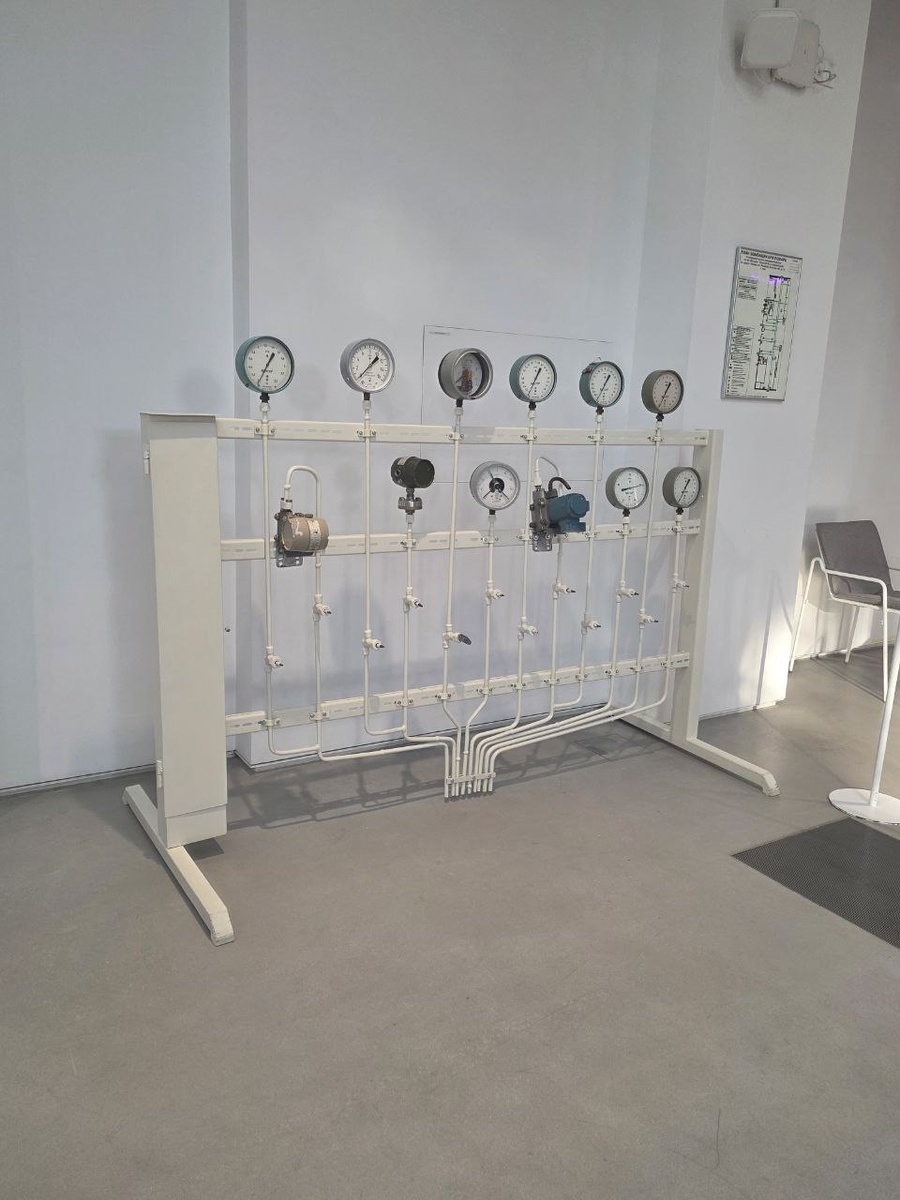 Скромные интерьеры