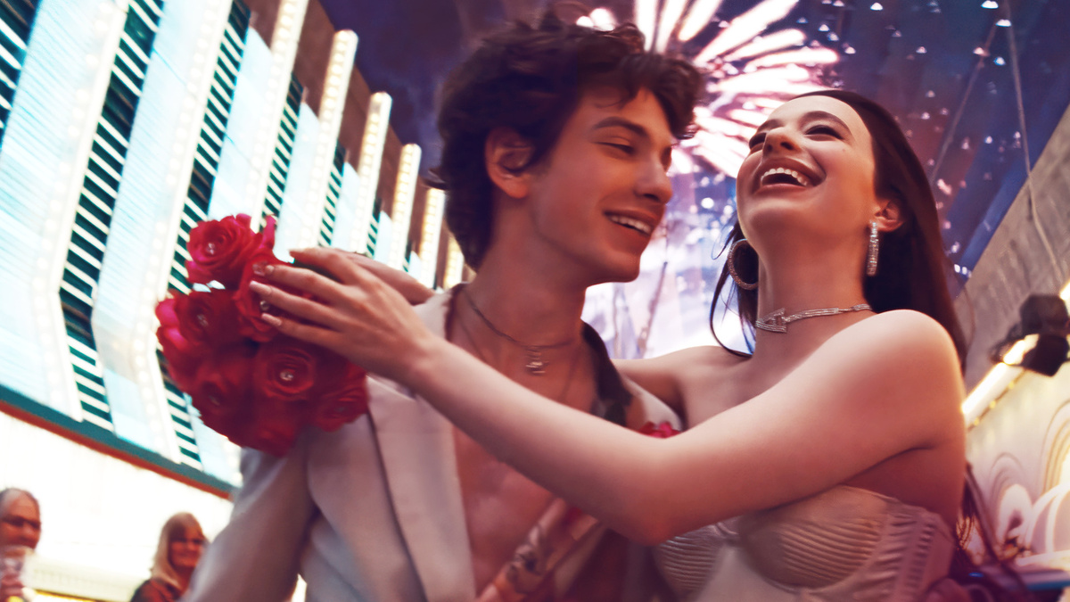 Кадр из фильма «Анора», 2024