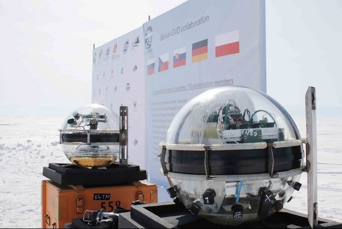    Запуск Байкальского глубоководного телескопа в 2021 году. Фото пресс-службы Иркутского государственного университета