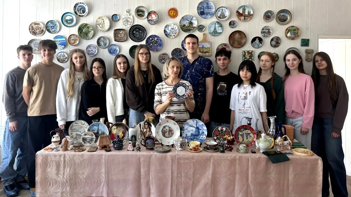     Ученики школы № 8 Гая побывали в детской художественной школе. Фото: школа № 8.