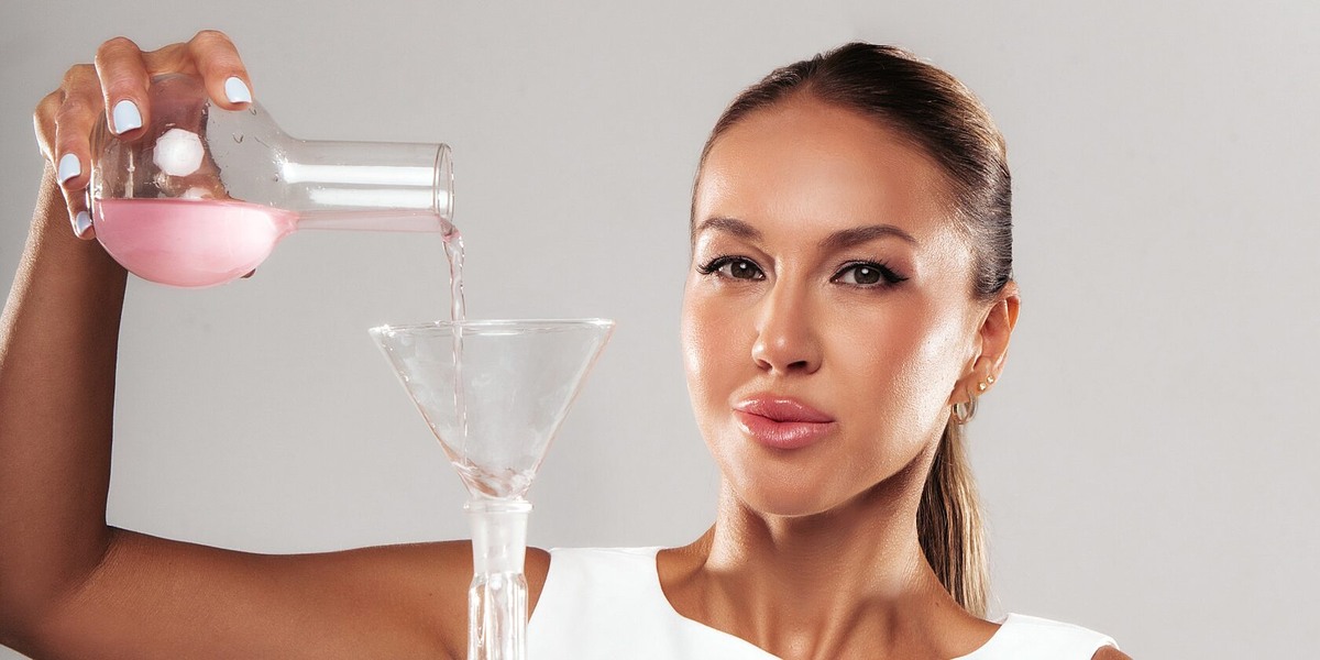 ИМЕЮТСЯ ПРОТИВОПОКАЗАНИЯ, НЕОБХОДИМА КОНСУЛЬТАЦИЯ СПЕЦИАЛИСТА