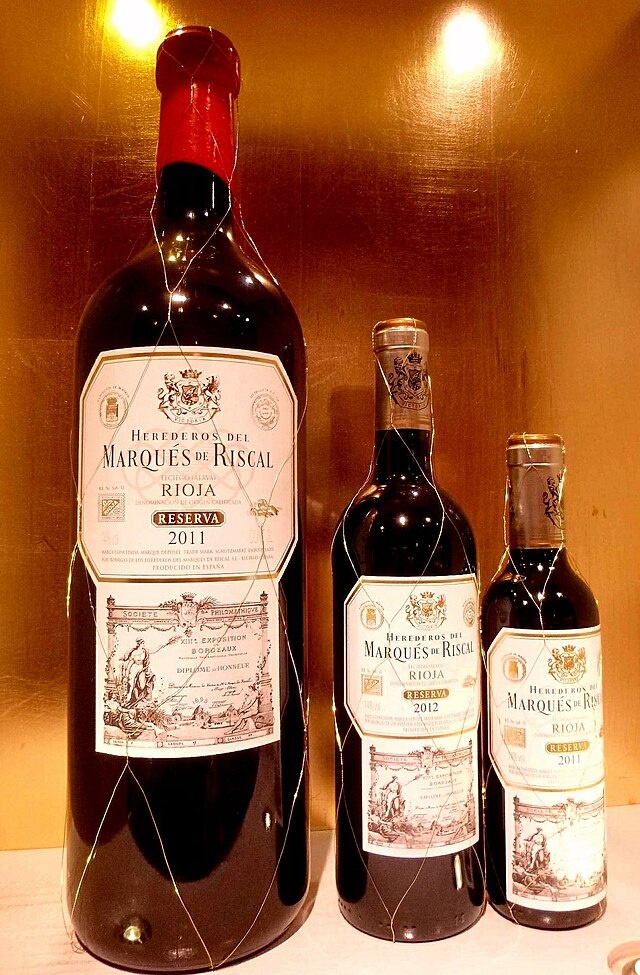 Zarateman. Эльсего-Винный город-Маркиз де Рискаль, магазин-бар