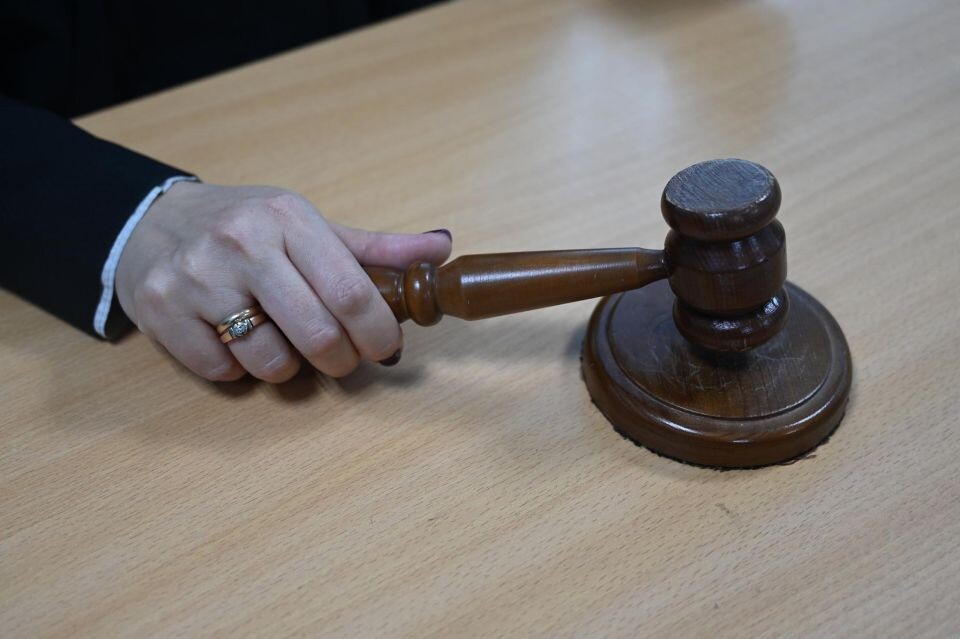    Суд. Правосудие. Молоток. Источник: Media4Media