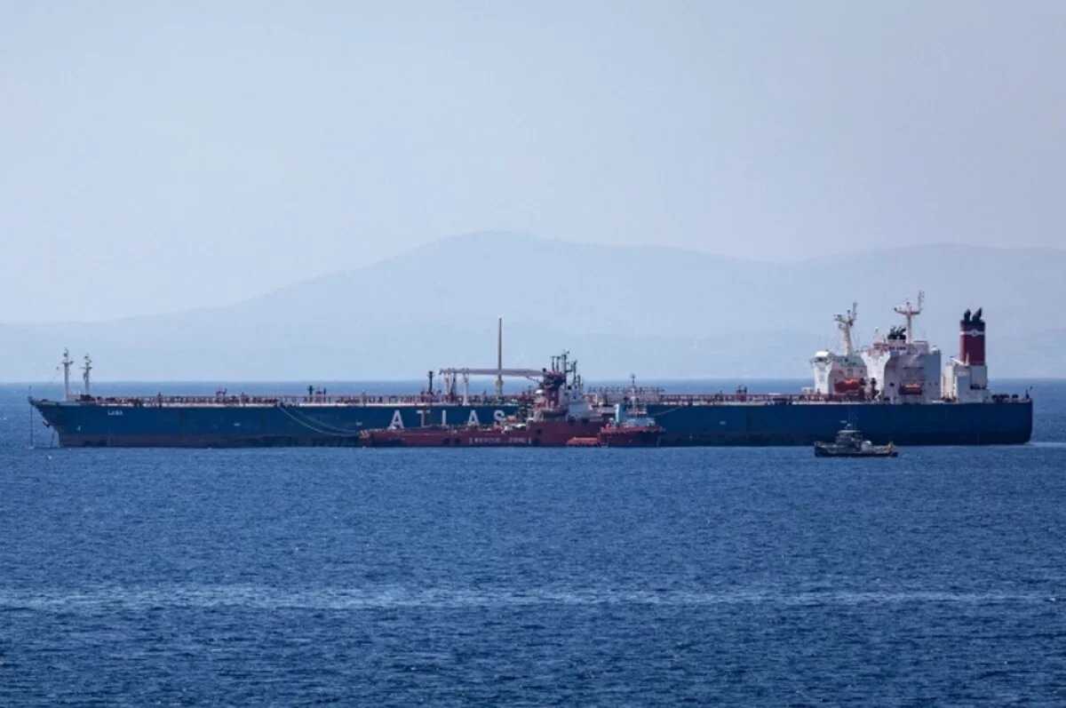    Первый шаг, который тут напрашивается, — прекращение «охоты» за российскими танкерами