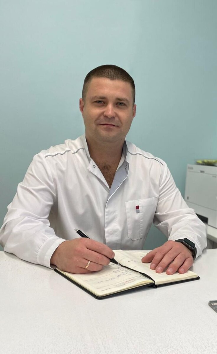 врач-стоматолог –ортопед, заведующий ортопедическим отделением Волжской стоматологической поликлиники Дмитрий ТУГОЛУКОВ