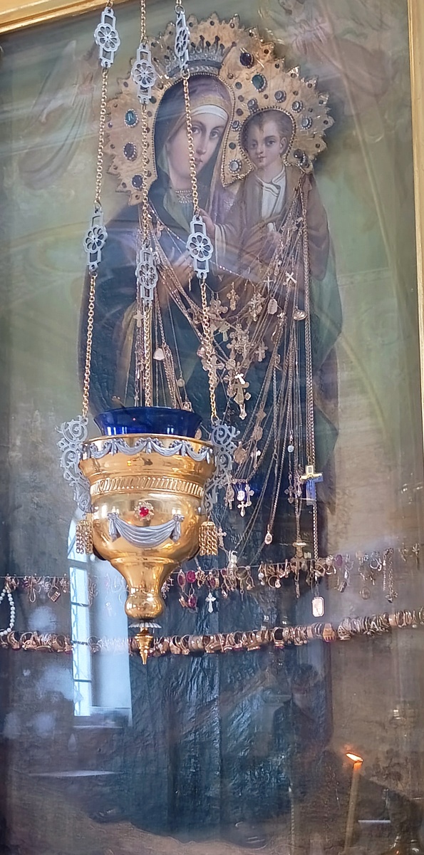 Золотые украшения к иконе