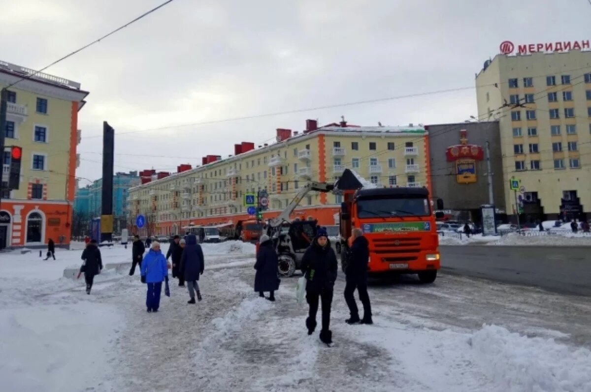    С улиц Мурманской области вывезли более 19 тыс. кубометров снега за неделю