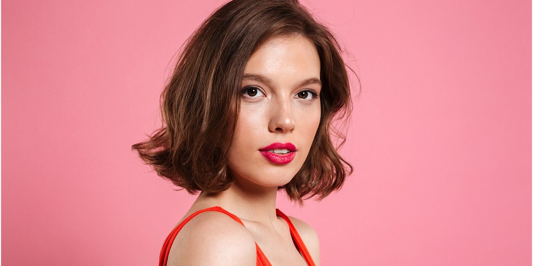 Универсальная стрижка или ошибка, которая старит: стилисты — о том, как не прогадать с каре