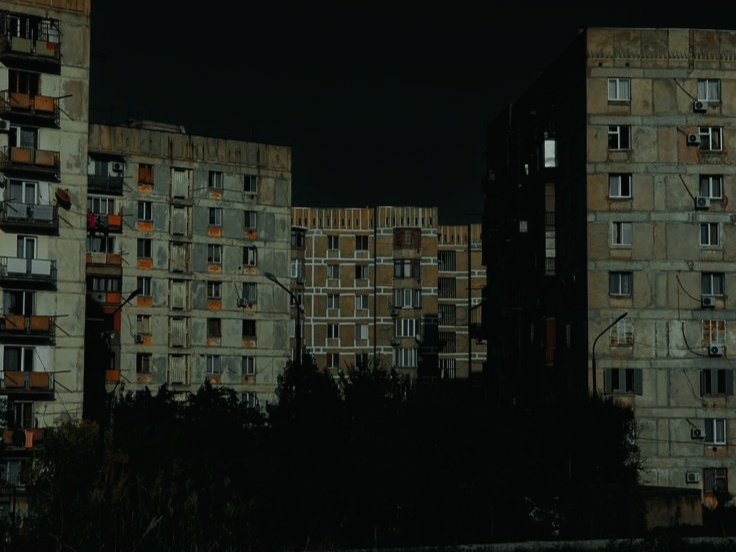 Старый город на опушке леса