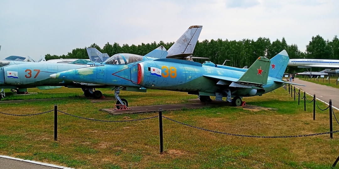 Центральный музей Военно-воздушных сил - Як-38