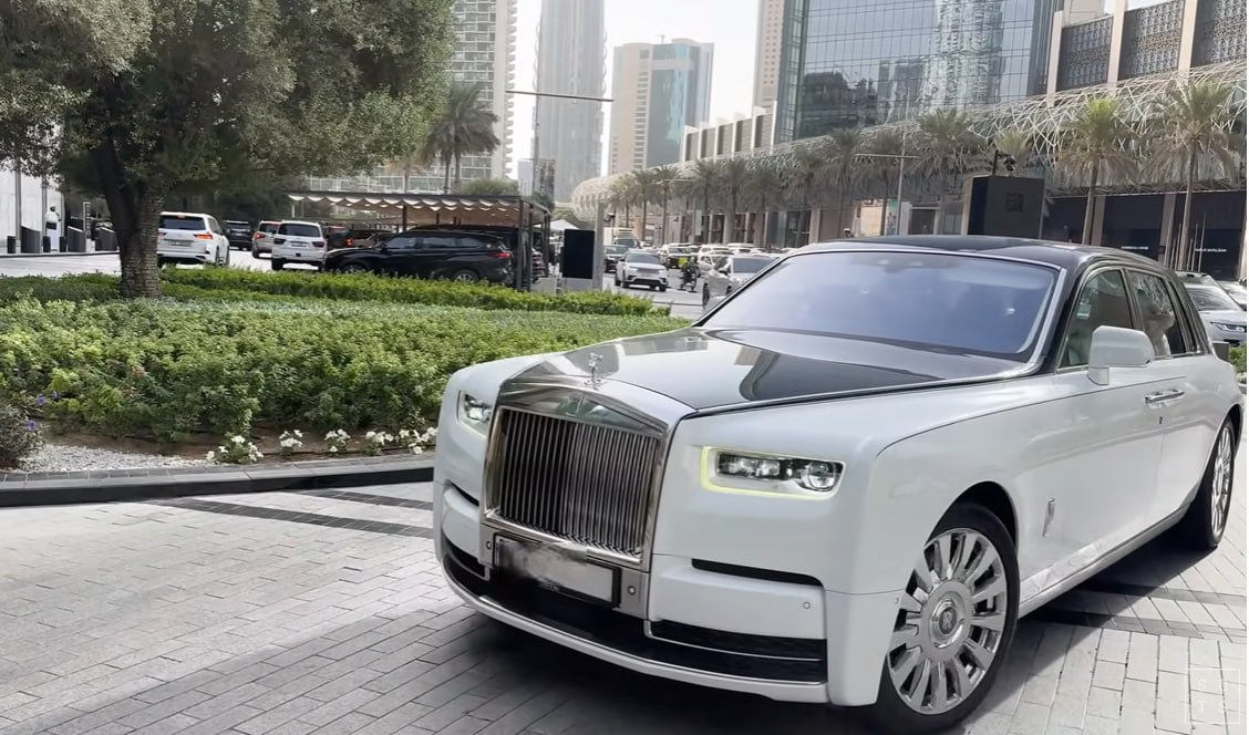 Фото: Prt Scr youtube.com / Supercars on the streets