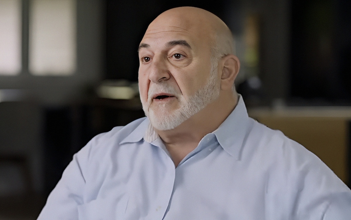 Тони Чикория.