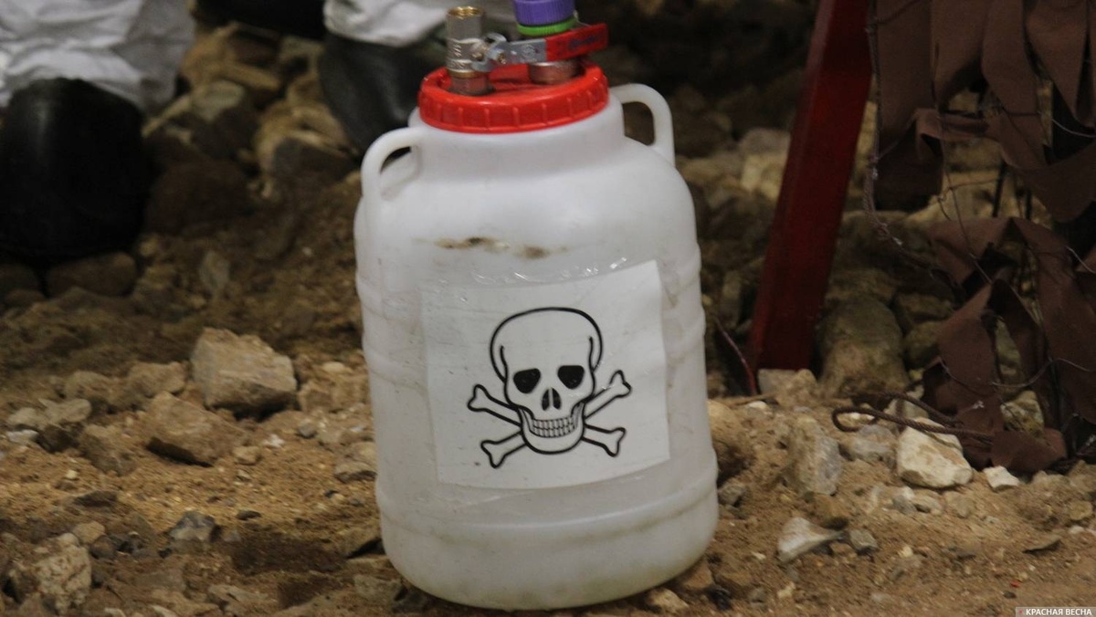     Емкость из под химоружия (архивное фото)   
Олег Константинов (с) ИА Красная Весна