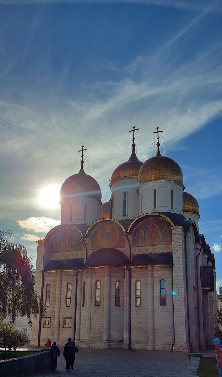 Успенский собор в Кремле октябрь 2022года