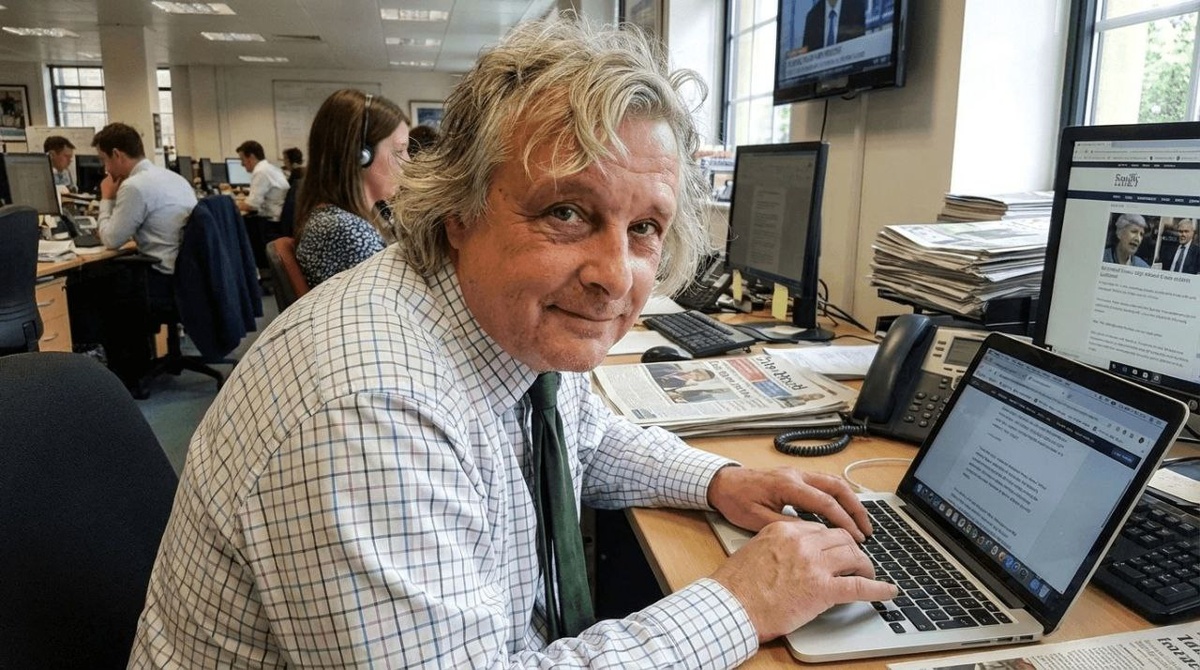 Это я, друзья. Как всегда за работой