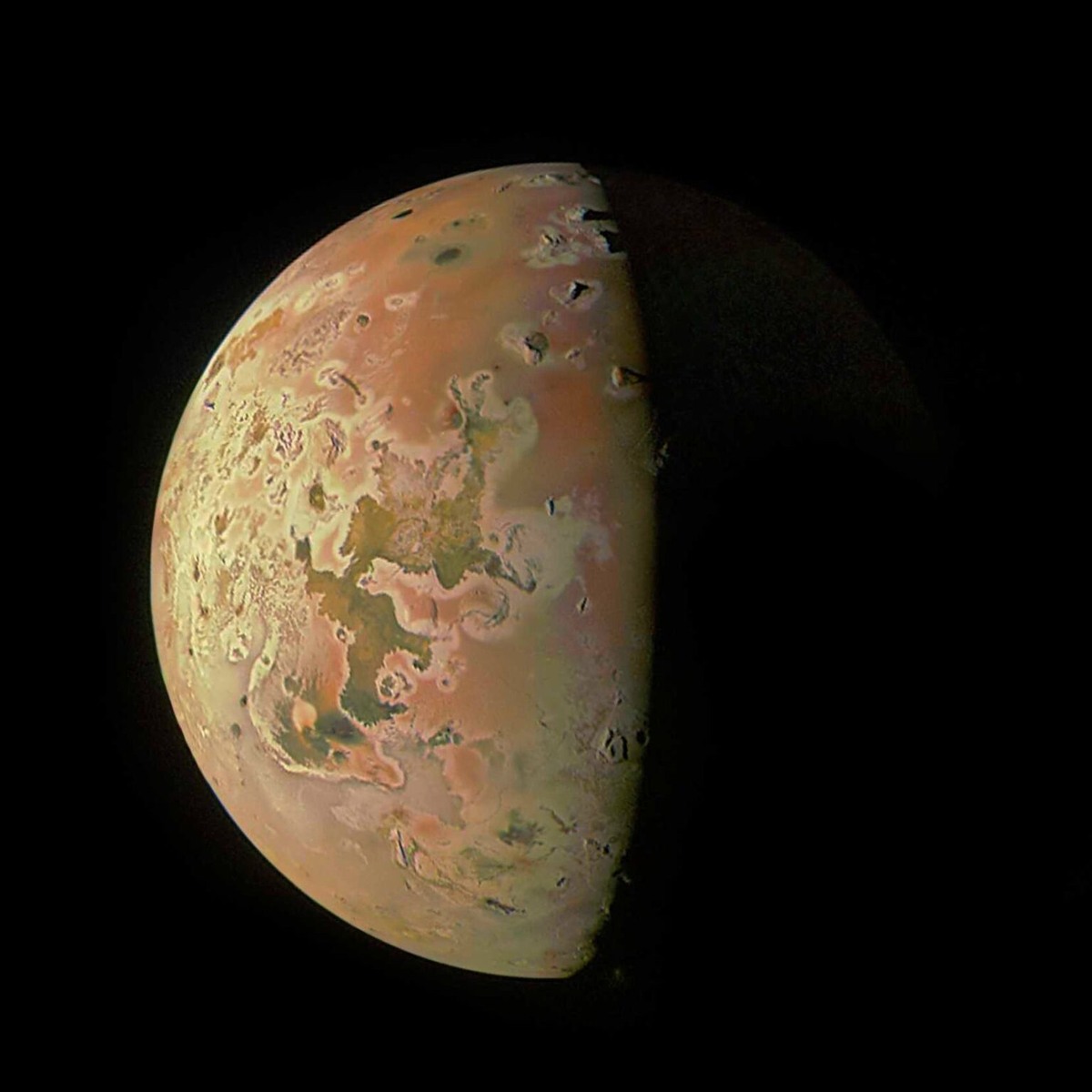 Фото: NASA / JPL-Caltech / SwRI / MSSS / Kevin M. Gill / CC BY 3.0