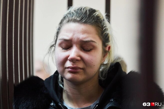 Подозреваемая в убийстве Тарховых согласилась отдать сына отцу-иностранцу. Но все не так простоИсточник:Роман Данилкин / 63.RU