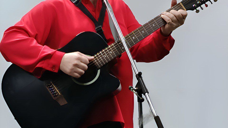 В санатории «Дилуч» прошёл творческий вечер Александра Доброго — автора и исполнителя, лауреата престижных песенных фестивалей