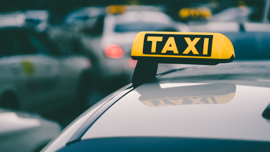    Такси