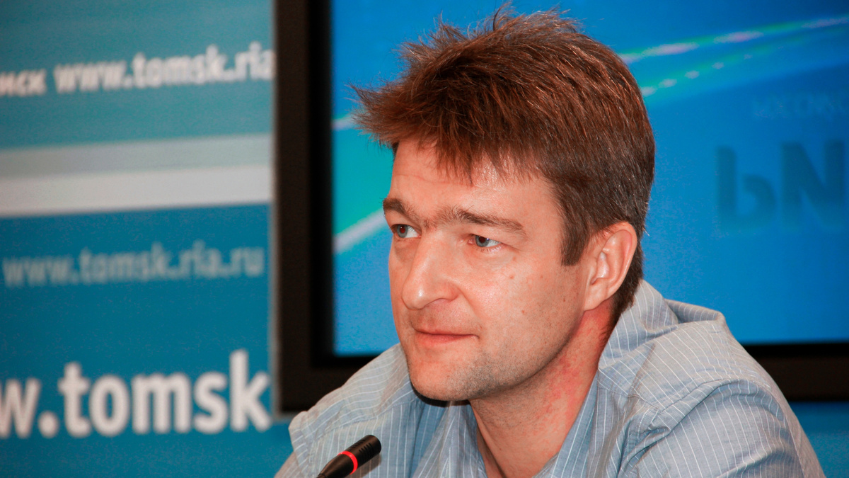    Денис Штенгелов