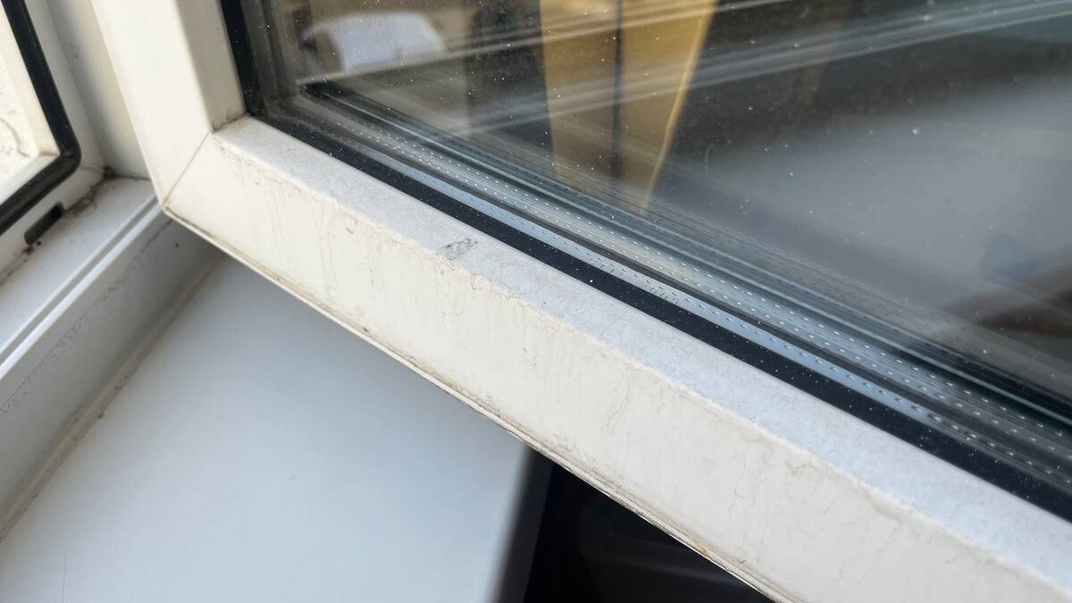 Снаружи тоже