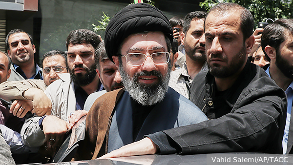     Фото: Vahid Salemi/AP/ТАСС   
 Текст: Дмитрий Бавырин