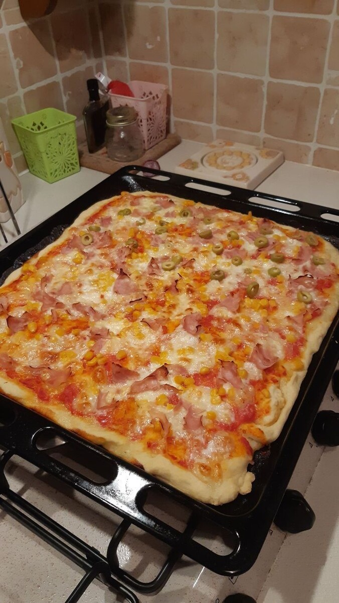 пицца 🍕 рекомендую 👍