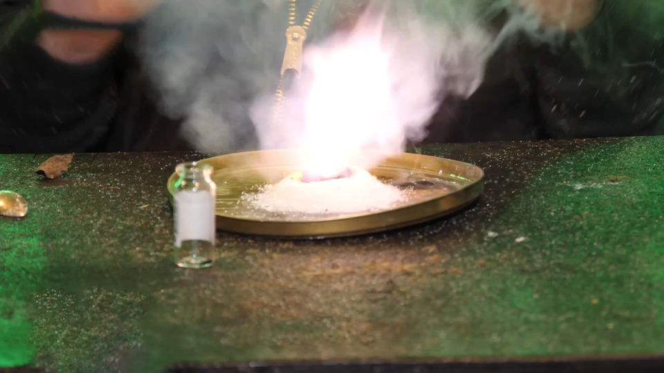 ФОТО: Кадр программы "Как устроен мир", РЕН ТВ