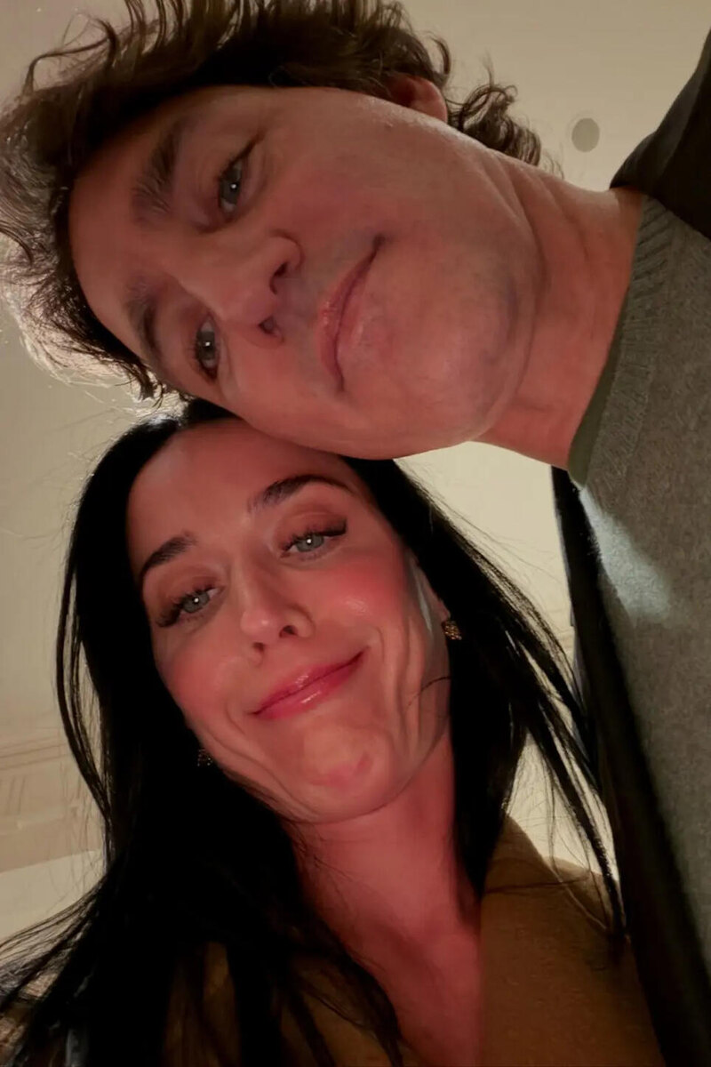    Кэти Перри с Джастином Трюдо Социальные Сети