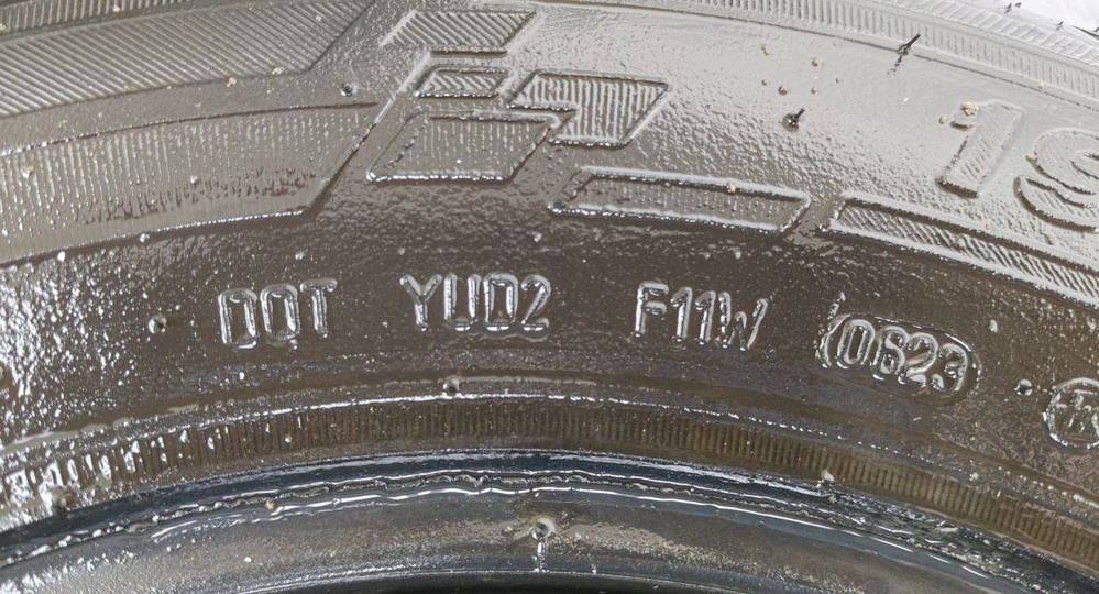 Где спрятан год выпуска на автомобильной шине