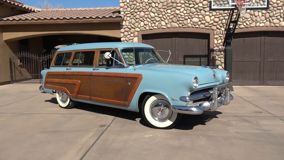 Ford Country Squire 1953 года