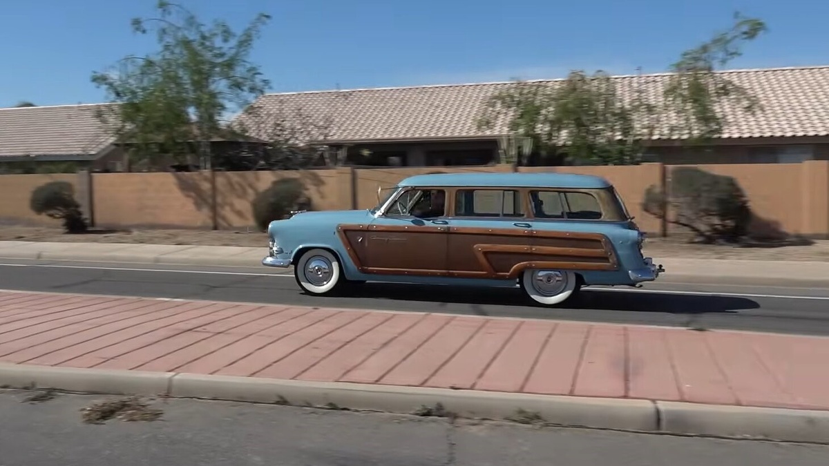Ford Country Squire 1953 года