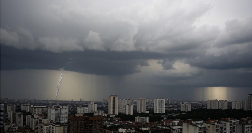 Июль 1991. Летняя гроза. Группа Кар-Мэн.