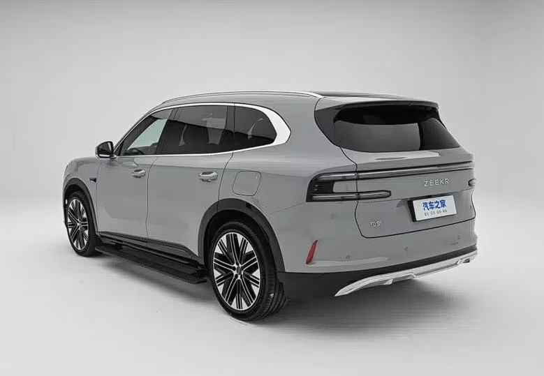 Zeekr 8X