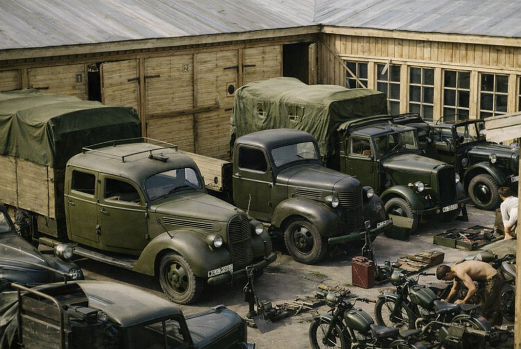 Ford G917 с двойной кабиной (колоризация)